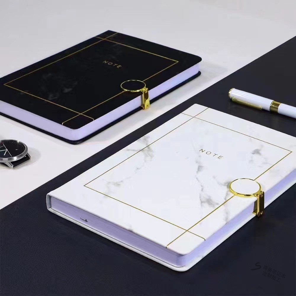 活頁記事本定制中如何運用印刷模切技術制作出具有現代感的封面設計。