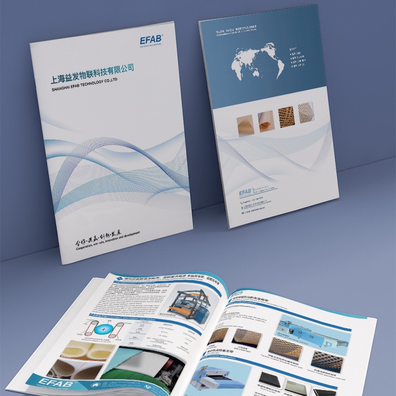 在海報設計中，如何通過啞光與高亮的表面處理對比來增強視覺效果？